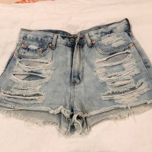 Signature 8 jean shorts